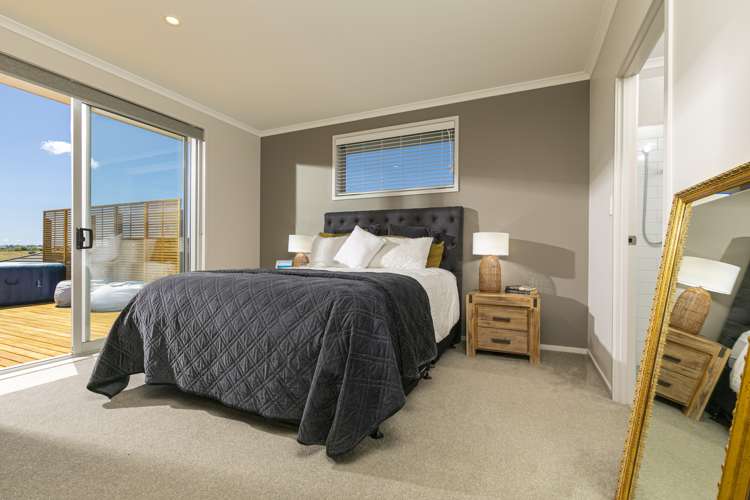 4 Kiwa Crescent Gulf Harbour_11