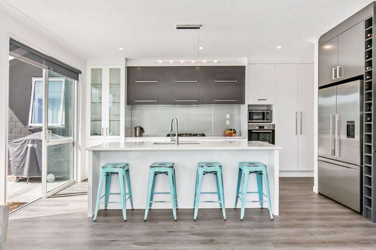 3 Defender Crescent Beachlands_23