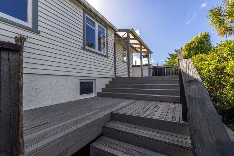 166 Wellington Road Paekakariki_15