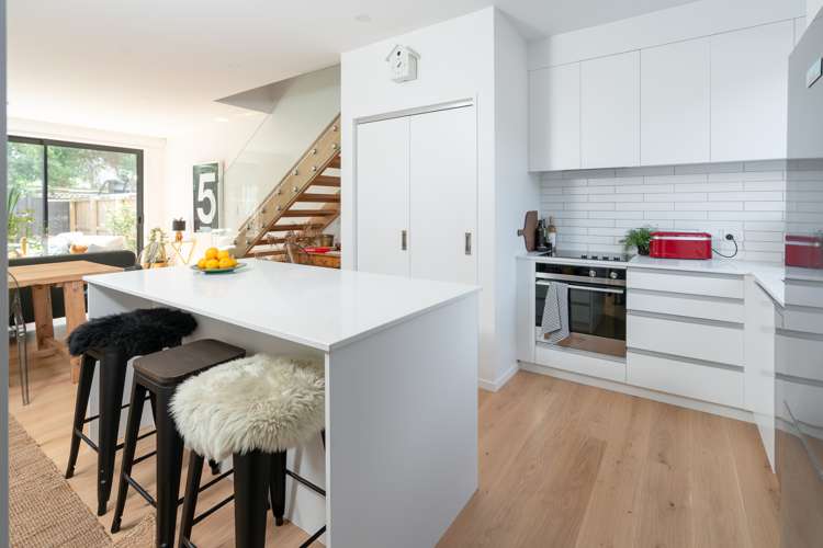 16b Inglis Street Seatoun_9