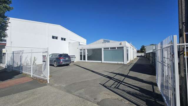 820 Karamu Road North Mayfair_1