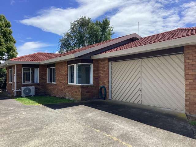 Tidy Family Home on Lotus.