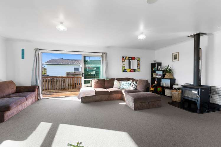 68 Bayly Street Waitara_17