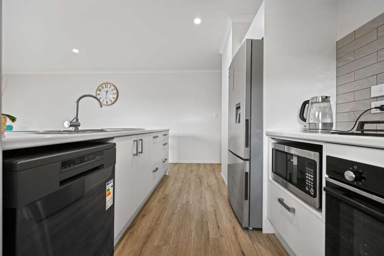 14 Taotahi Avenue Dinsdale_6