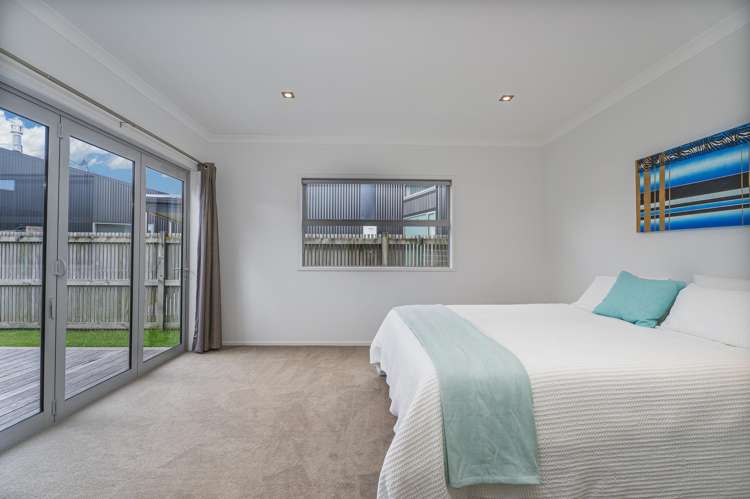 112 Ashley Place Matarangi_13