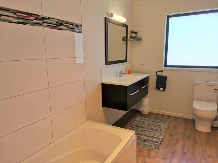 4 Tuturu View Ruakaka_11