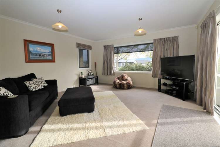 6 Endelave Way Carterton_3