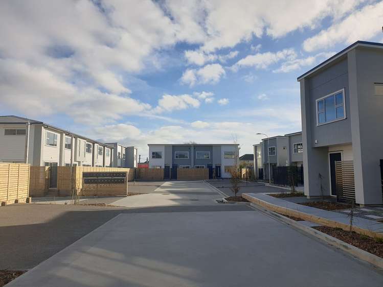 49 Mcgrath Way Taita_0