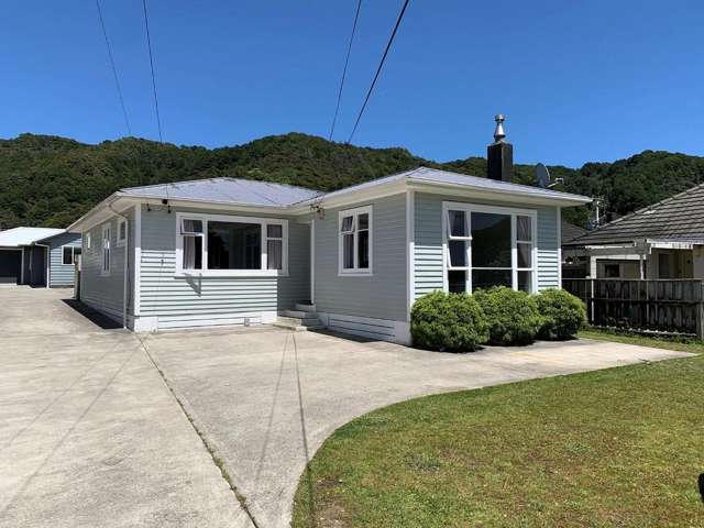 Charming 3 Bdrm Wainuiomata Home