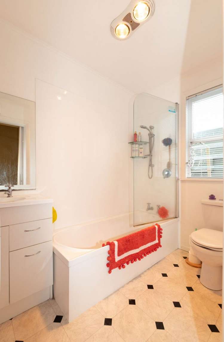 16 Inglis Street Mosgiel_12