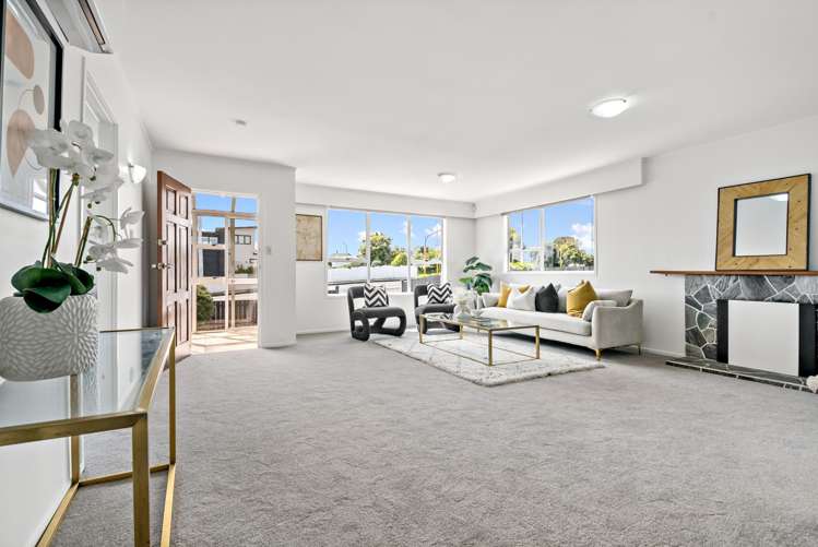 127 Tiverton Road New Windsor_5