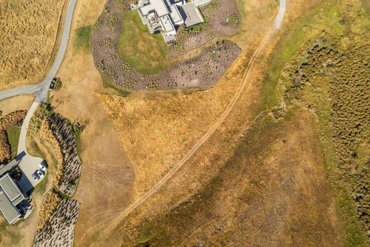 3 Water Race Lane Jacks Point_17