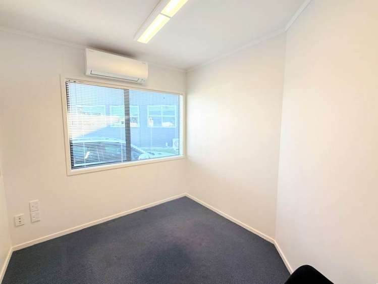 130 Main Road Kumeu_9