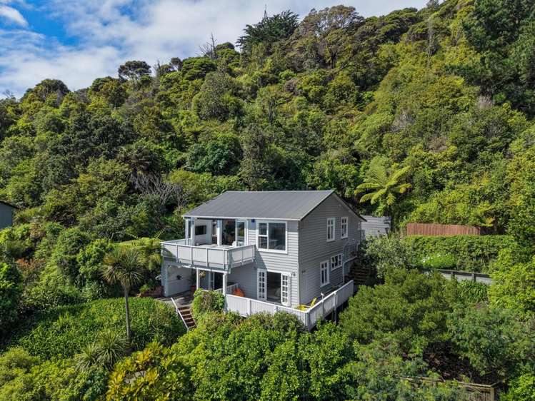 3 Mackenzie Road Eastbourne_36