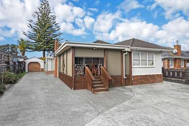110 Wyllie Road_3