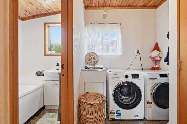 20 Hathor Street Pomare_13
