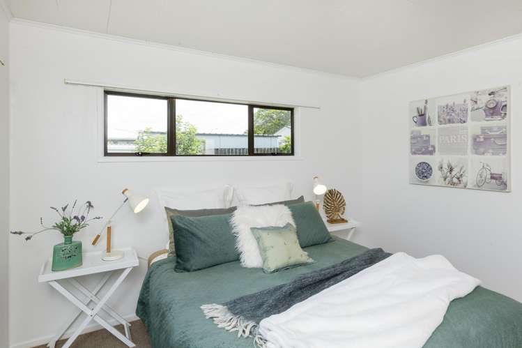 323 Stout Street Riverdale_9