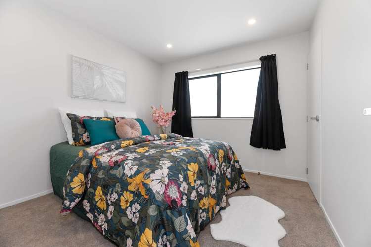 20A Jamaica Place Blockhouse Bay_10