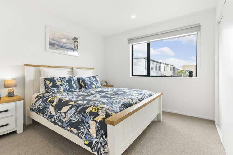 6 Kaman Seasprite Road Hobsonville_6
