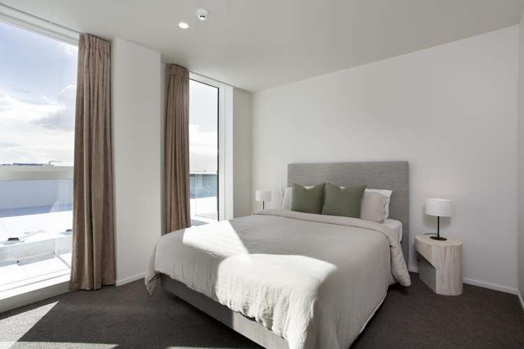 1001/2B Augustus Terrace_2