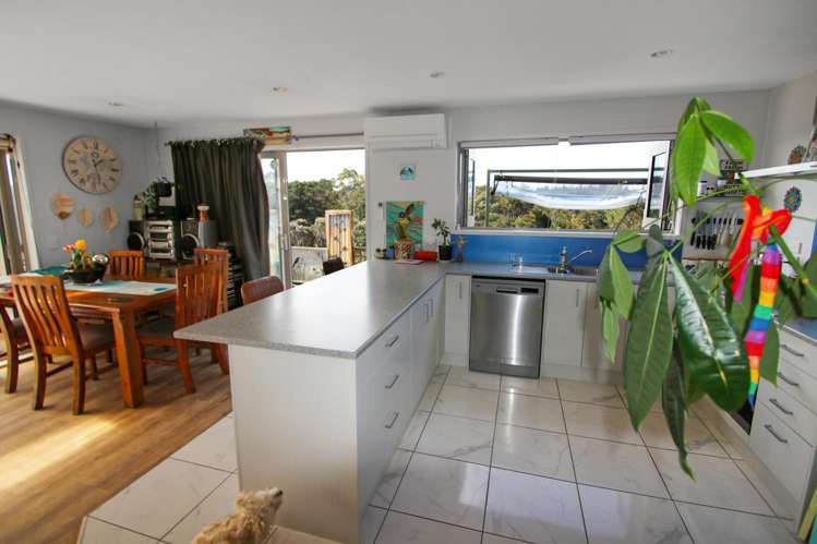 42 Mangatete Heights Kaingaroa_5