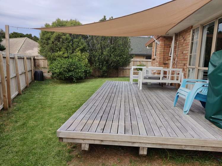 7 Royalpark Place Favona_3