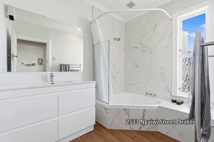 1/33 and 2/33 Ngaiwi Street Orakei_13