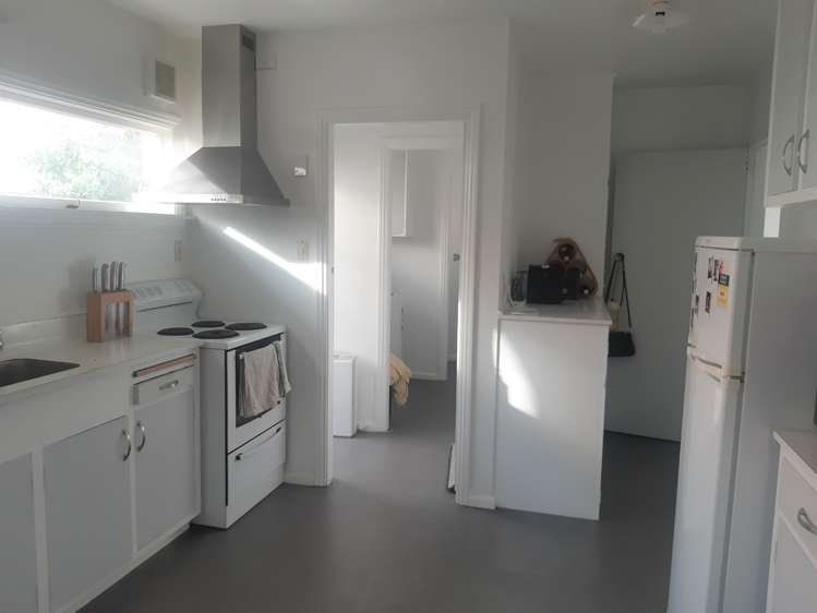 2/2 Farnham Place Ilam_1