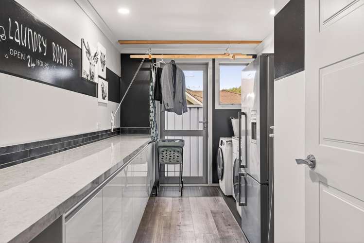 15 Pohutukawa Grove Lytton West_27