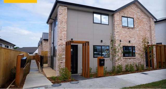 For Rent: Sunny, Stylish 1 Bedroom Townhouse