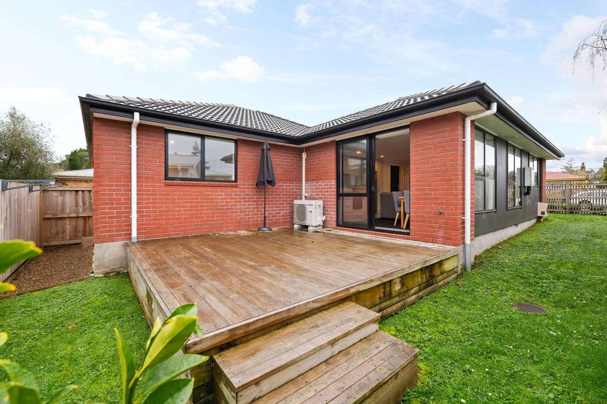 2/3 Helena Road_1