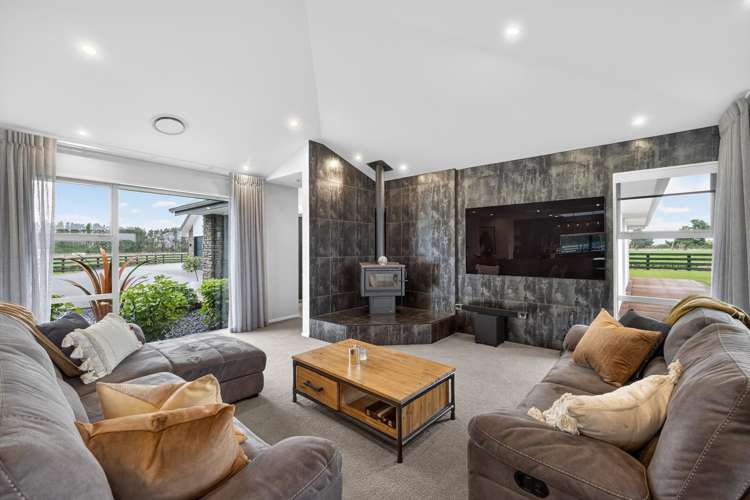 739 Robinsons Road Rolleston_7