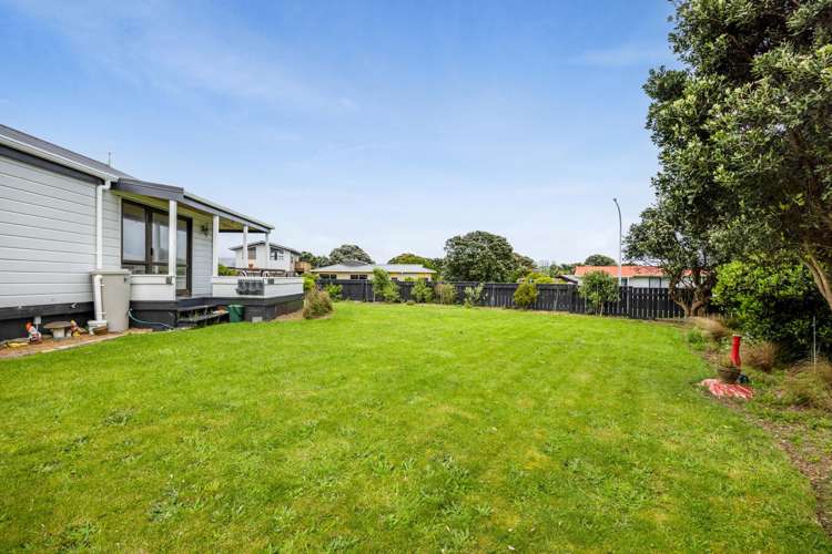 16 Pohutukawa Drive Opunake_12