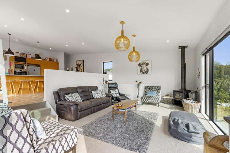 36 Robertson Street Raglan_13