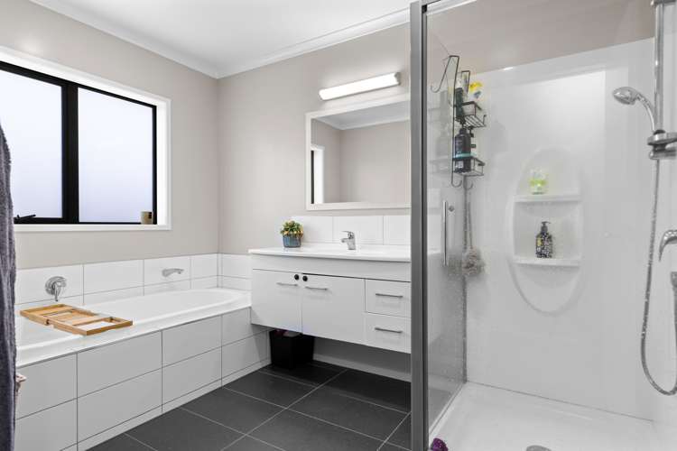 115 Saint James Drive Huntington_18