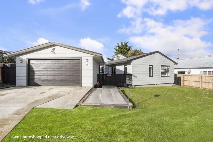 10 Coubray Place Botany Downs_19