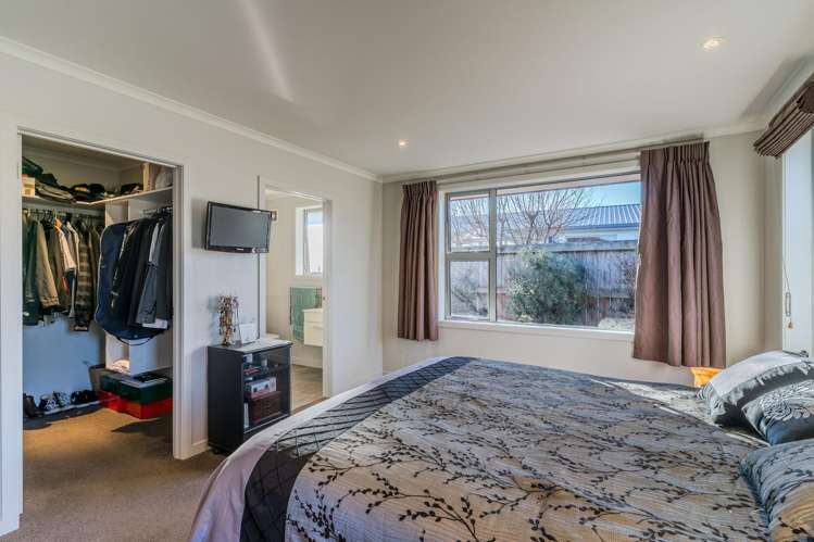 14 William James Close Mosgiel_11