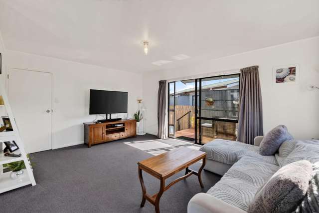 8A Solomon Street Brookfield_3