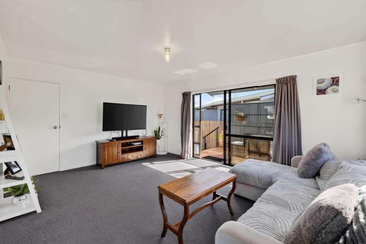8A Solomon Street Brookfield_3