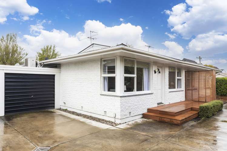 2/5 Pitt Place St Albans_0