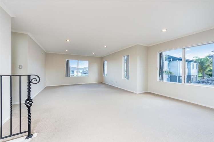 10 Stamford Crescent Flat Bush_13