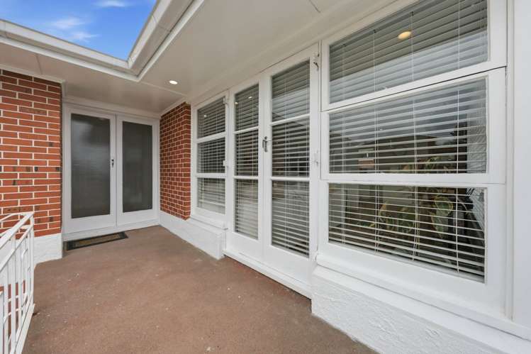 21B Devon Road Bucklands Beach_20