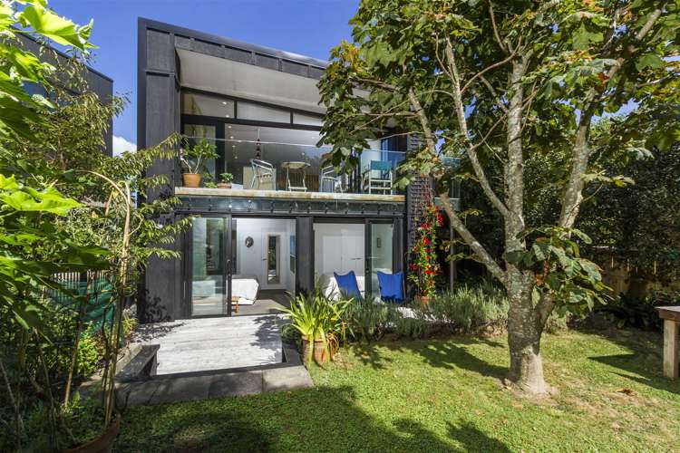 26 Wicklow Road Narrow Neck_1
