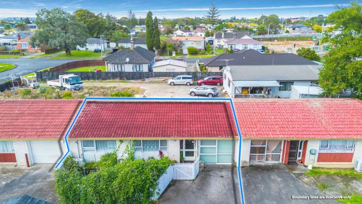 2/12 George Street Mangere East_10