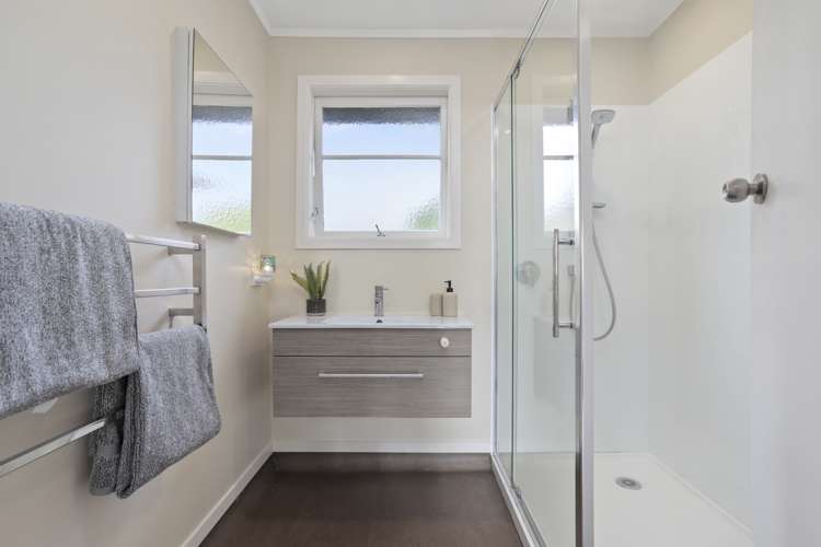 86 Colwill Road Massey_10