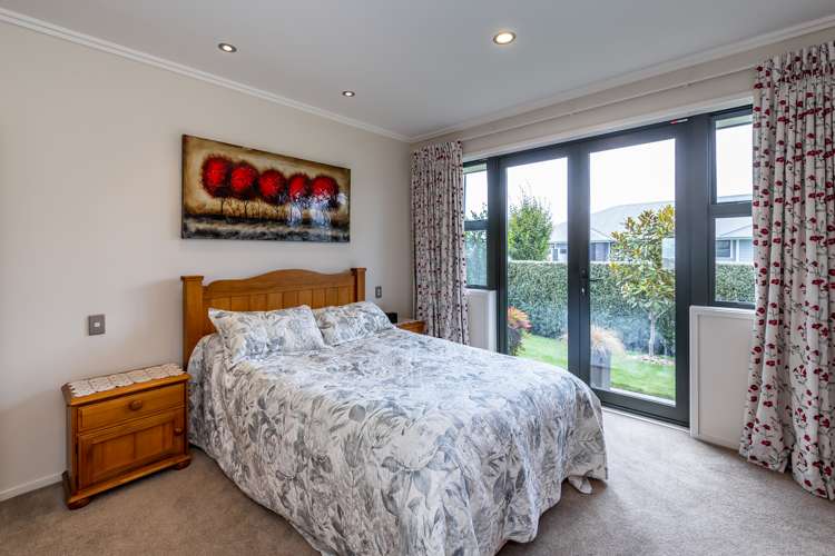 68 Liffey Springs Drive Lincoln_13