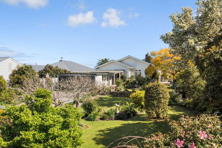 711 Mount Pleasant Road Thames_2