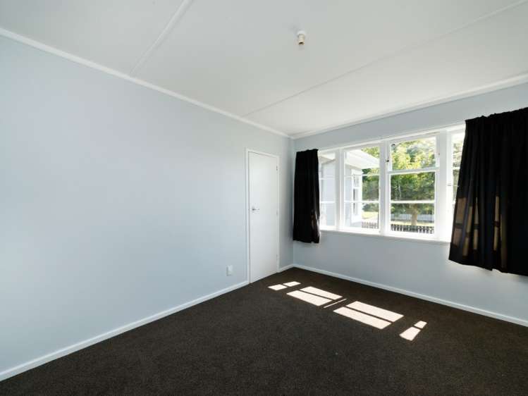 6 Mersey Terrace Roslyn_4