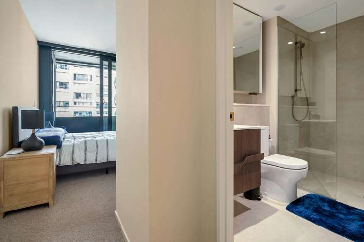 2005/10 Commerce Street 10015_7