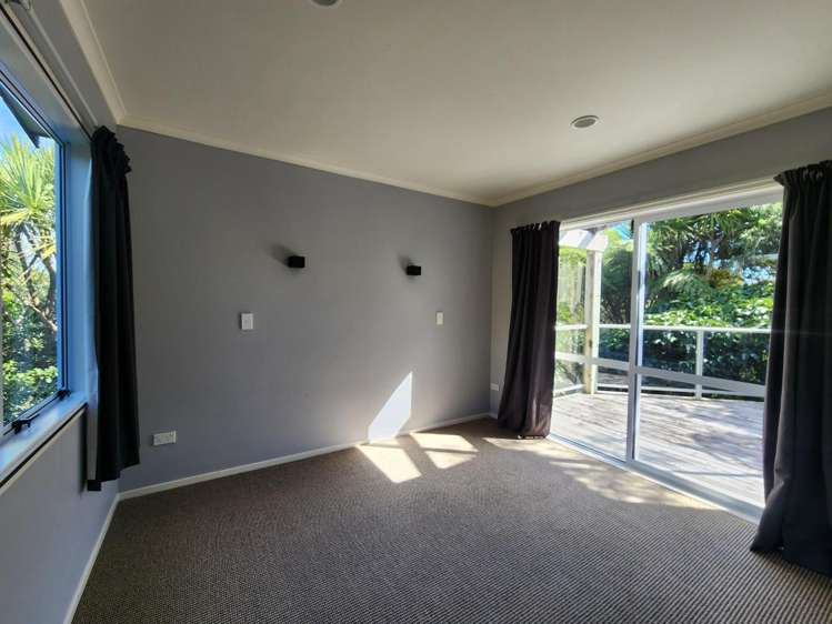 20 The Outlook Oakura_12